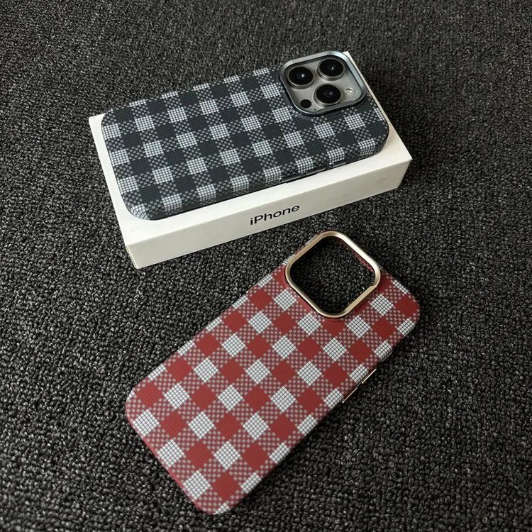 磁吸超薄英伦风适用苹果16promax/14手机壳棋盘格华为Pura80Pro