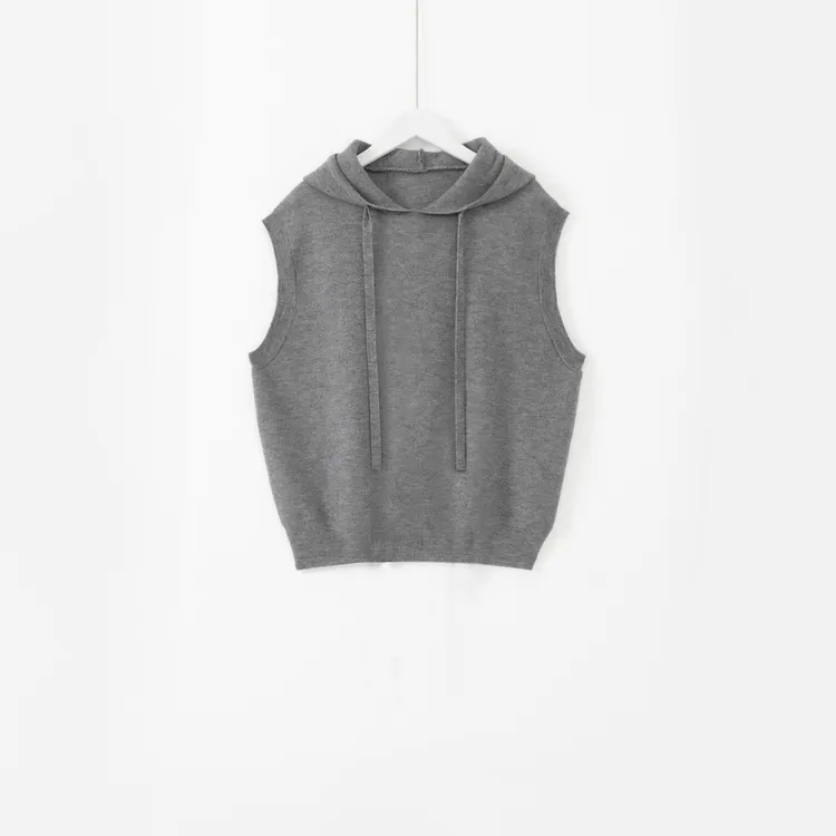 几里与麻 宽松显瘦连帽外搭叠穿针织马甲 衣长62胸围112 2093042