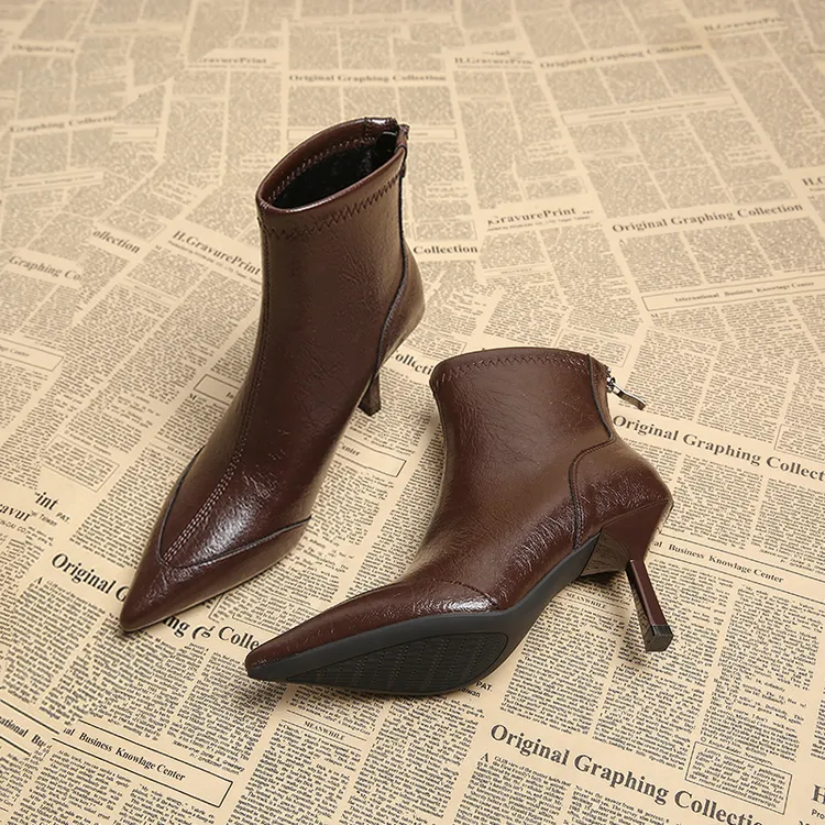 阔腿裤必备鞋棕色高跟鞋秋冬季短靴女气质尖头细跟网红白色马丁靴