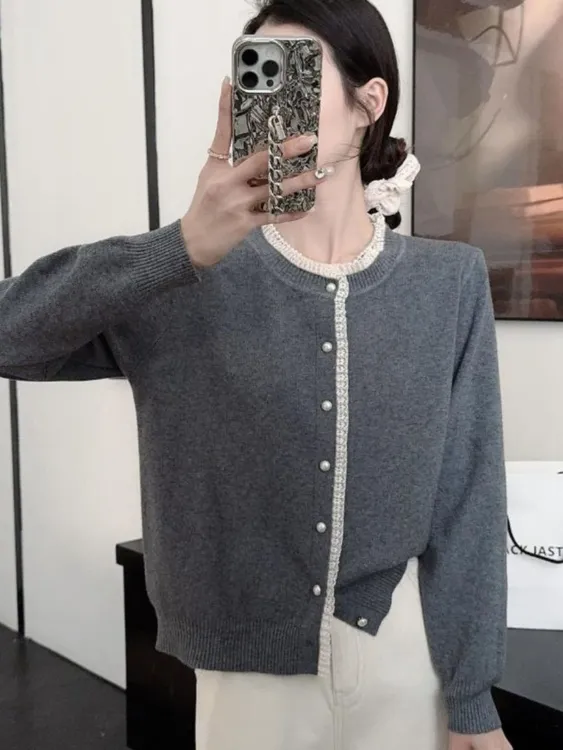 韩系蕾丝拼接圆领针织开衫女秋季新款宽松显瘦休闲毛衣衫外套