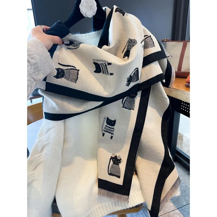 双面保暖围巾女2025冬季长款减龄萌猫学生围脖外搭披肩两用