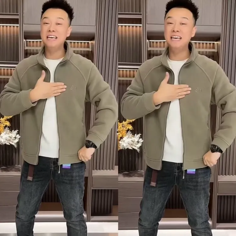 秋季新款双面摇粒绒长袖保暖立领高级感男士夹克休闲运动开衫外套