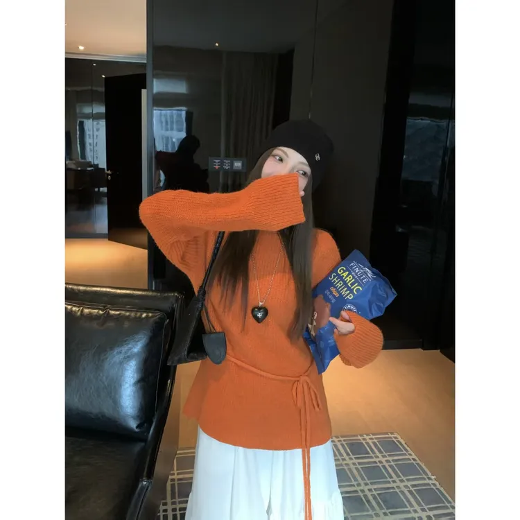 秋季斜肩镂空毛衣慵懒氛围感软乎乎针织衫上衣（配腰绳） B020