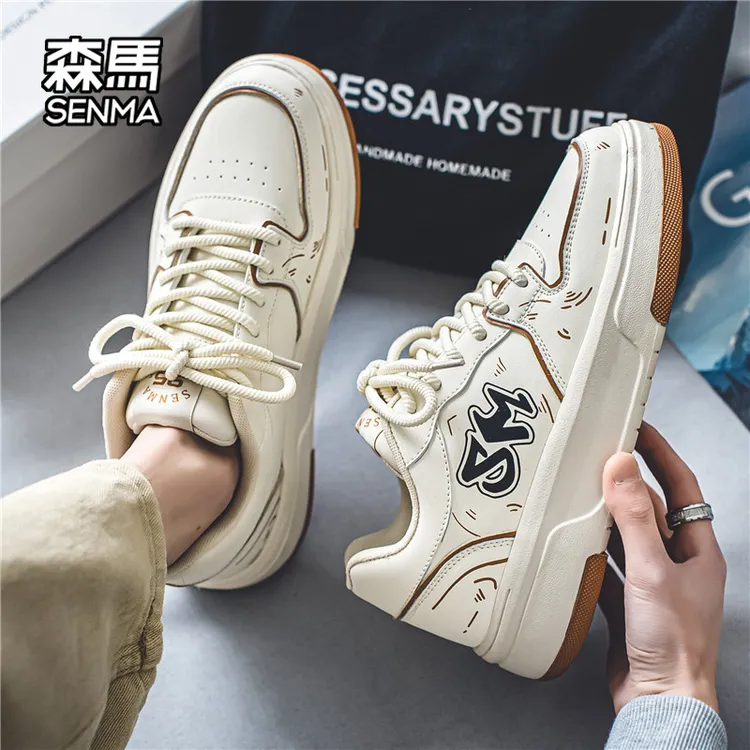 男鞋冬季新款爆款防水防滑增高休闲板鞋小众原创百搭厚底小白鞋男