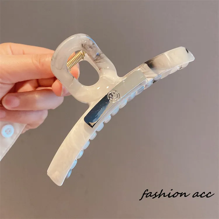 银标发夹女2025大理石后脑勺抓夹气质高级感笑脸盘发鲨鱼夹头饰