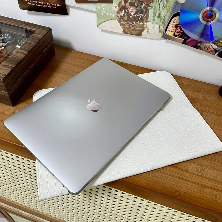95新 Apple/苹果 笔记本电脑MacBookAir超薄绘画追剧女生阅读学习