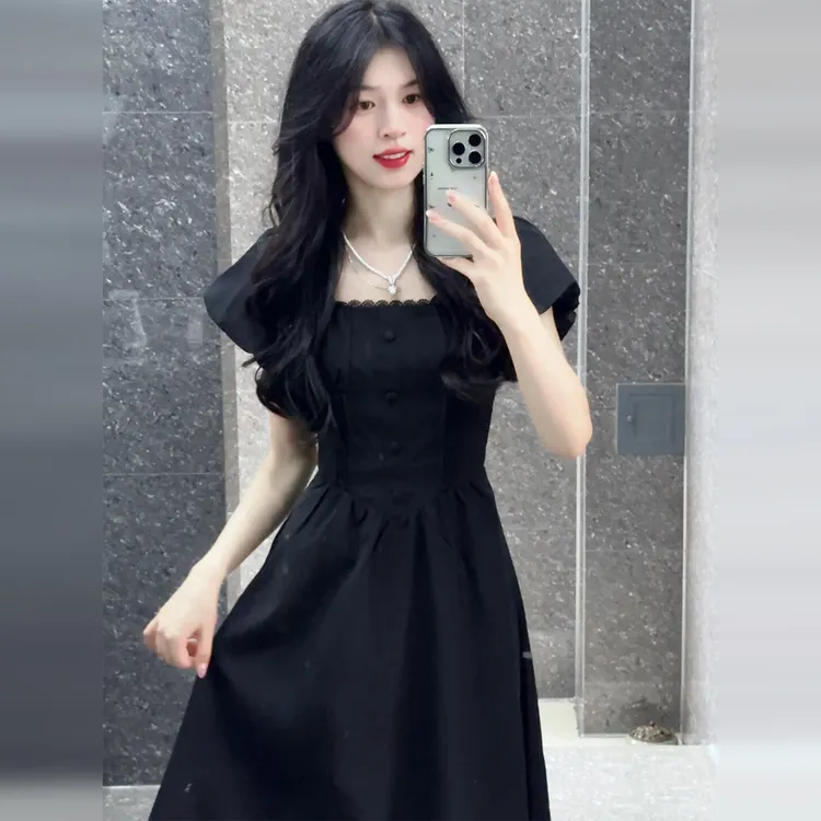 气质高级感黑色连衣裙子夏季2025新款女装独特漂亮绝美巨好看长裙