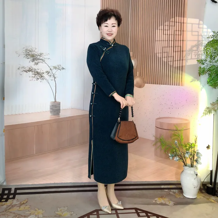 【墨绿米琪】秋冬款大码旗袍气质长袖网红时尚绿色复古加厚ins修身