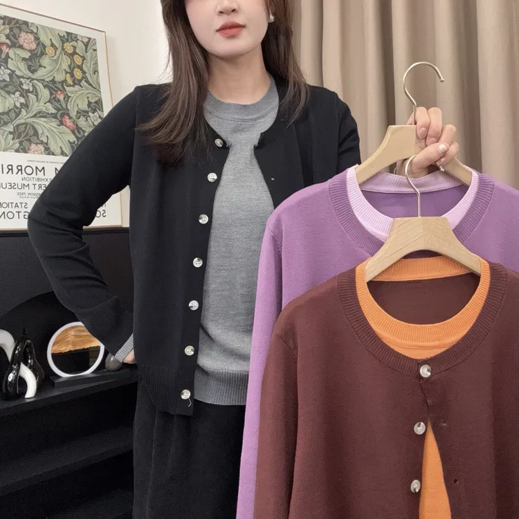 宽松显瘦（90-200斤穿）大码女装拼色假两件针织长袖遮肉显瘦百搭