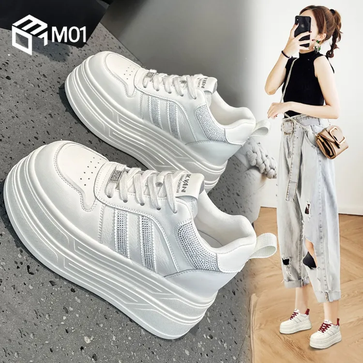 M01爆款厚底小白鞋女新款增高轻便小个子巨好看不累脚的休闲板鞋