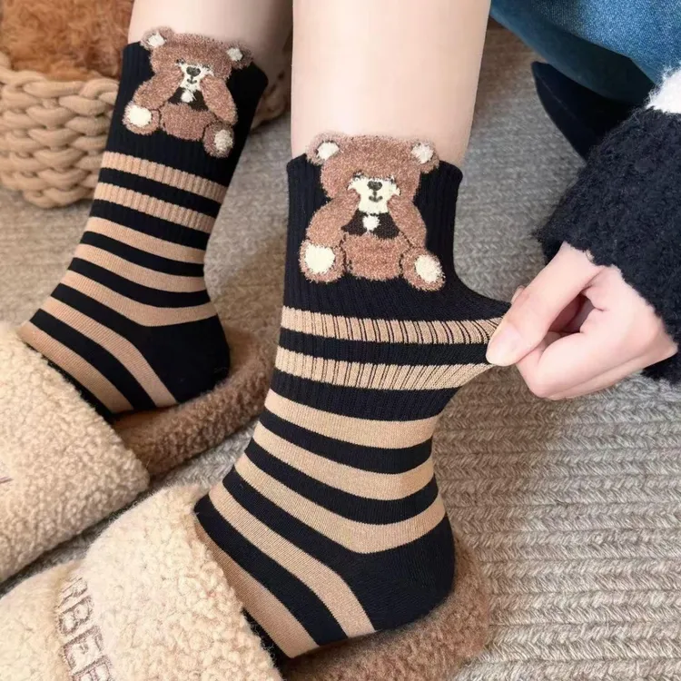 袜子女中筒纯棉抗菌防臭100%正品秋冬季保暖笑脸羽毛纱小熊长筒袜