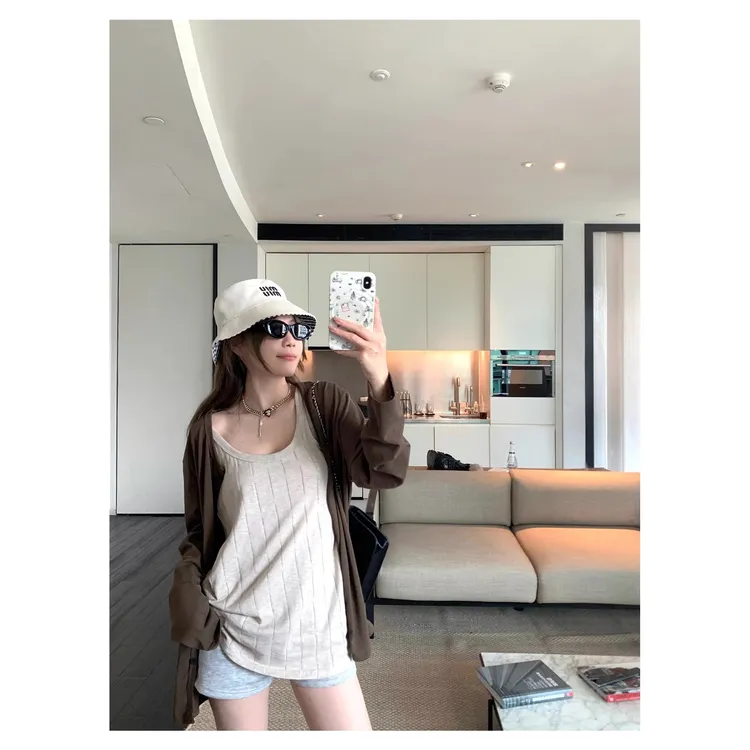 慵懒风套装设薄款长袖开衫防晒衫女秋季内搭吊带背心松弛感两件套