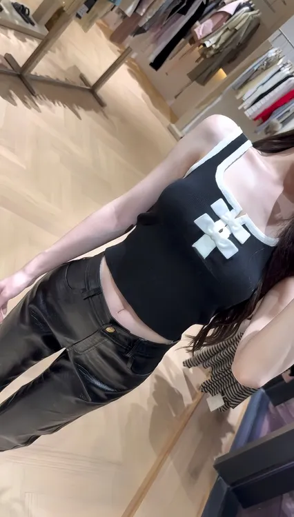 百搭小众甜美辣妹撞色蝴蝶结针织背心上衣高腰显瘦直筒PU皮长裤女