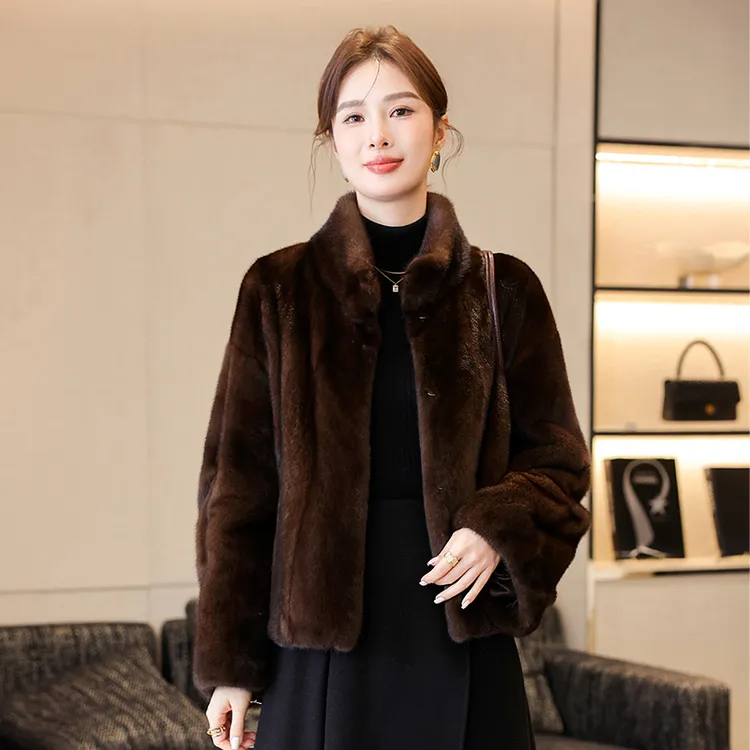 2025冬新水貂皮草大衣女时尚天鹅绒皮毛一体整貂裘皮慵懒年轻短款