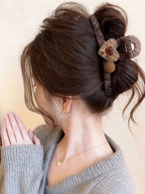 小熊爱心咖色格纹抓夹女2025新款高级感大号鲨鱼夹盘发夹子发饰秋