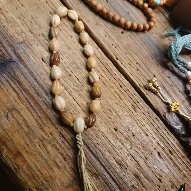 文玩龙脊菩提原型手持手串【卡11+mm】