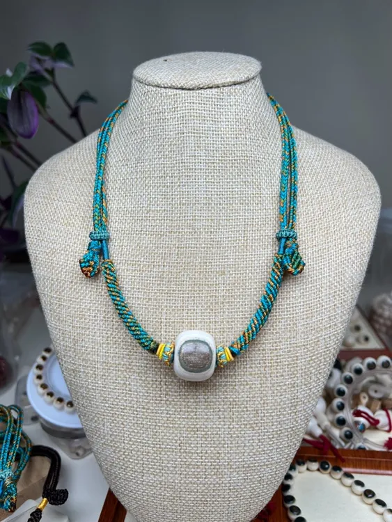 天然猛犸象牙蓝眼睛锁骨吊坠项链19*22桶珠男女文玩