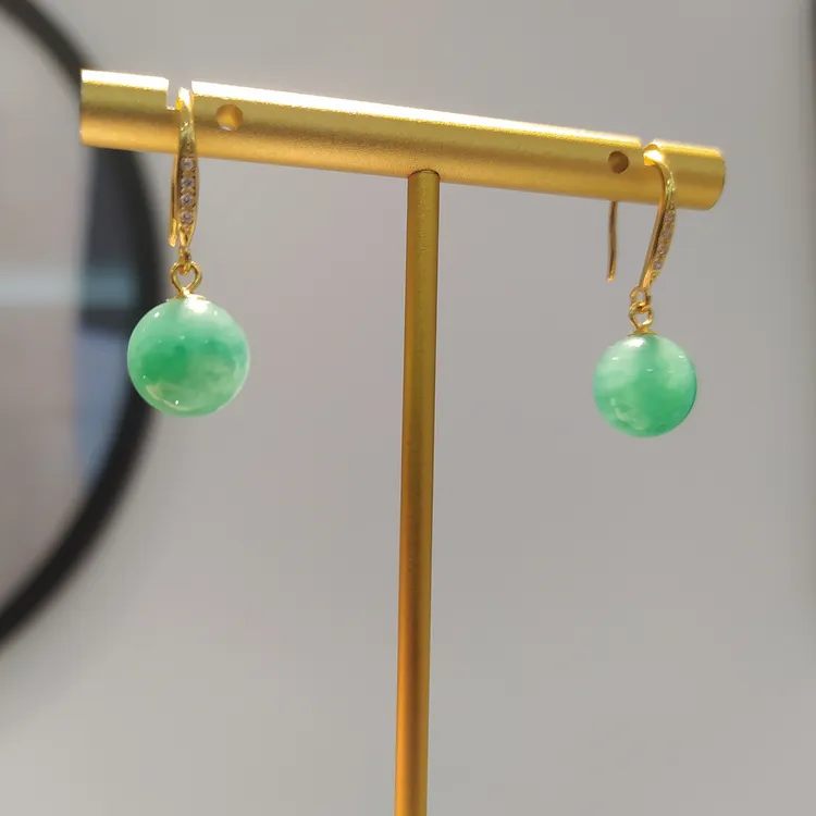 S925银石英质玉耳坠10mm随机发货