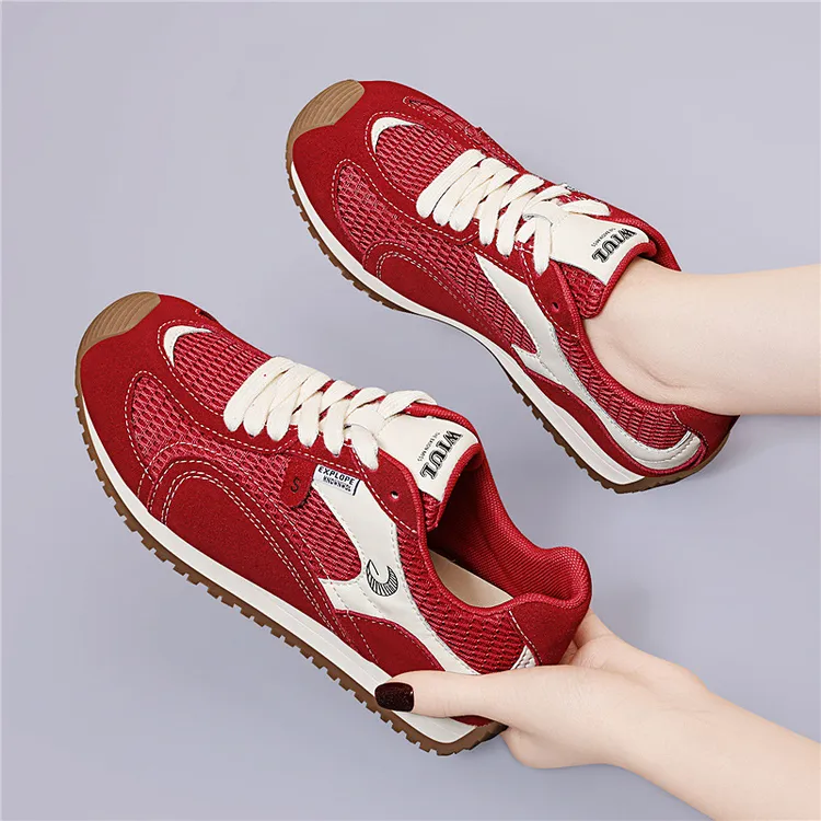 网面德训鞋女2025秋季新款好穿运动鞋平底跑步阿甘鞋系带休闲鞋子