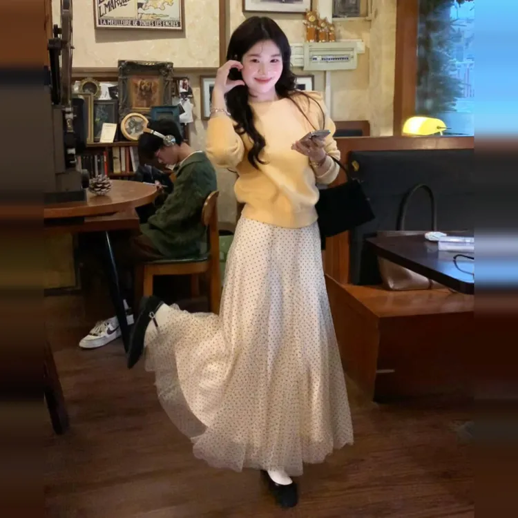 韩系千金风黄色绑带蝴蝶结针织衫秋冬新款高腰波点长裙套装连衣裙