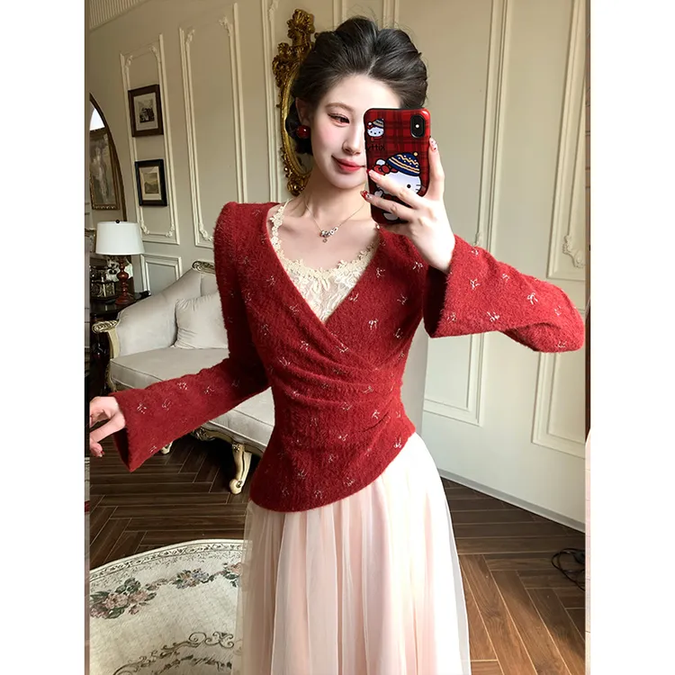 一生罗曼【心动赴约】法式设计感假两件不规则V领秋冬打底上衣Y5925