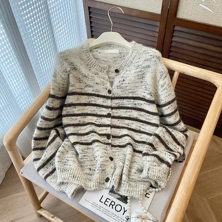 日系复古设计条纹针织开衫女装宽松2025秋季新款时尚休闲毛衣外套