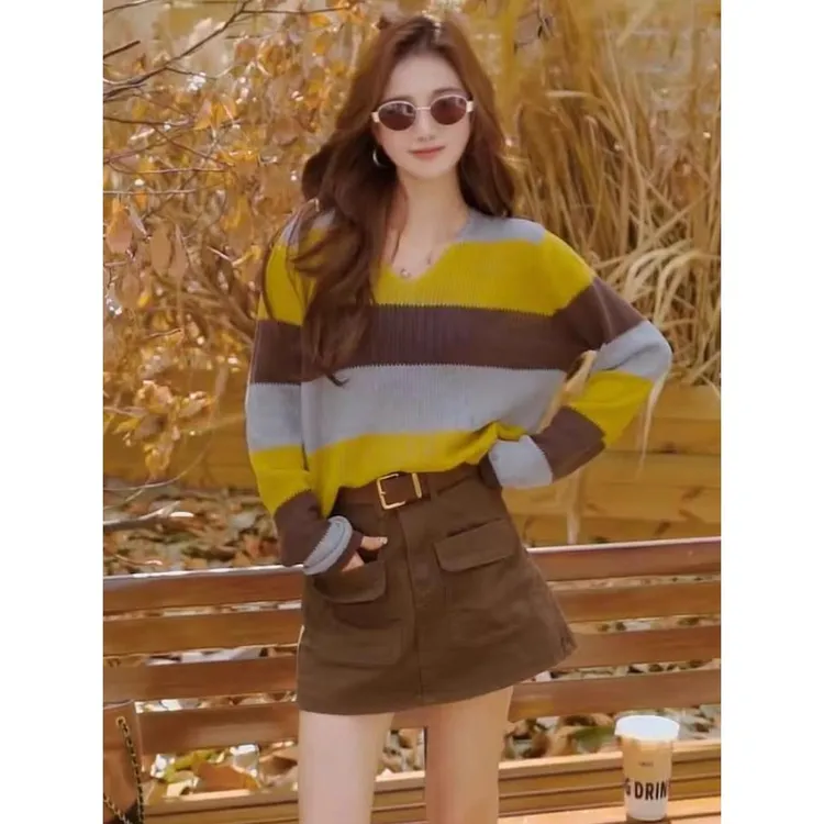 巨好看的早秋套装女韩系洋气撞色条纹毛衣上衣显瘦裤裙半裙两件套