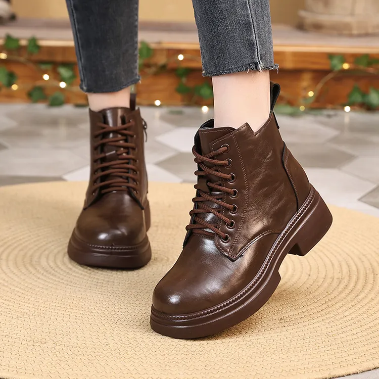 秋冬新款马丁靴女抖音网红同款英伦风厚底显瘦加绒保暖短筒小短靴