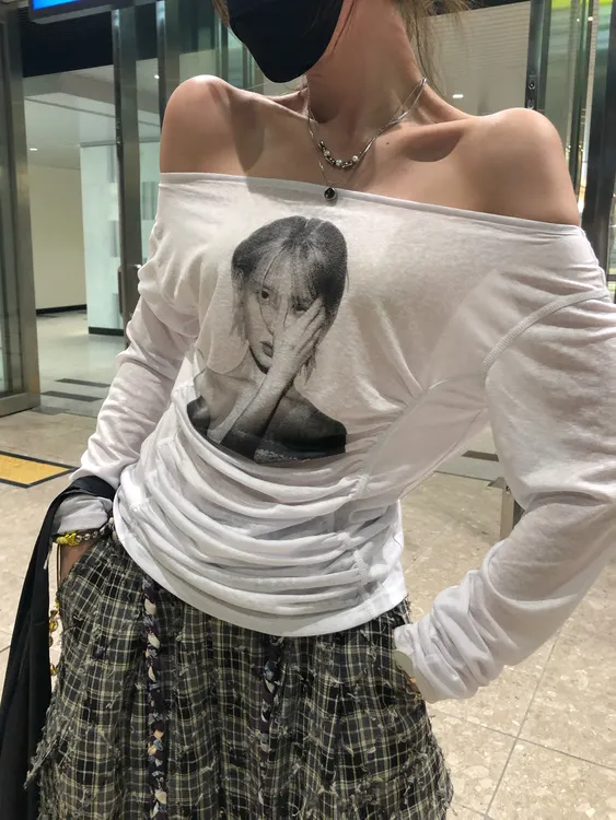 婉君【iu头像】夏季韩系防晒宽松ins显瘦一字领上衣LWJ25B2T1589