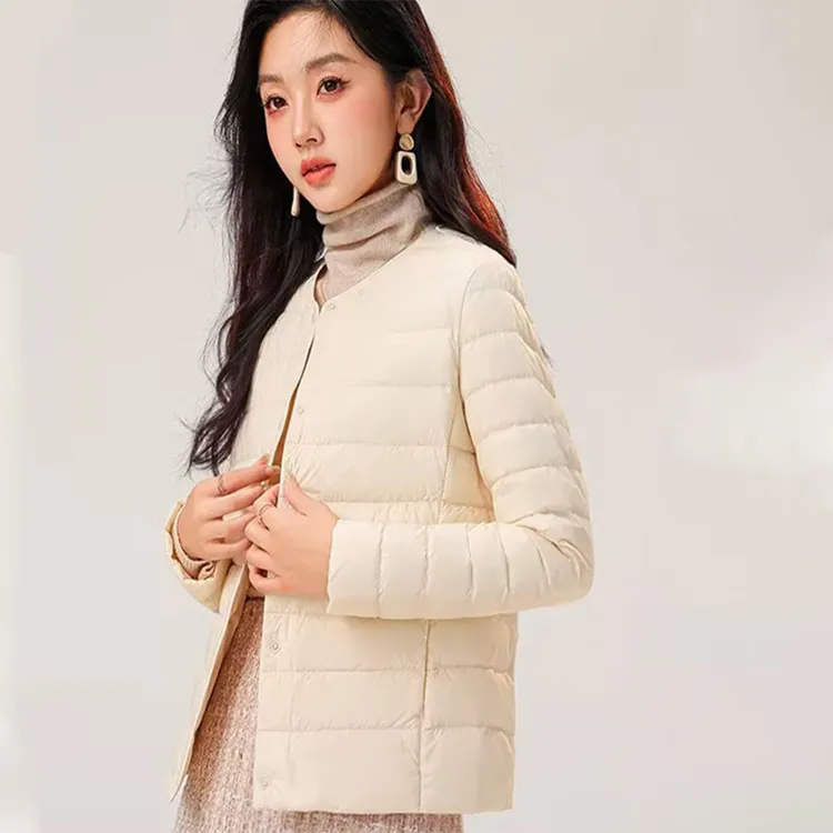 时尚新款白鸭绒外套女2025年轻便新款秋冬圆领变V领保暖外套