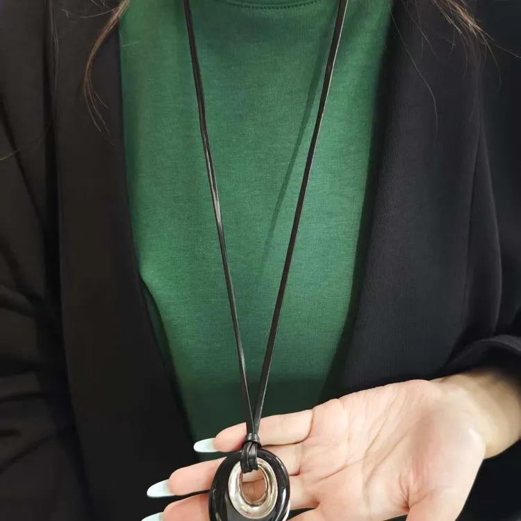 铜合金树脂吊坠 9011#新款绳子吊坠黑色长款