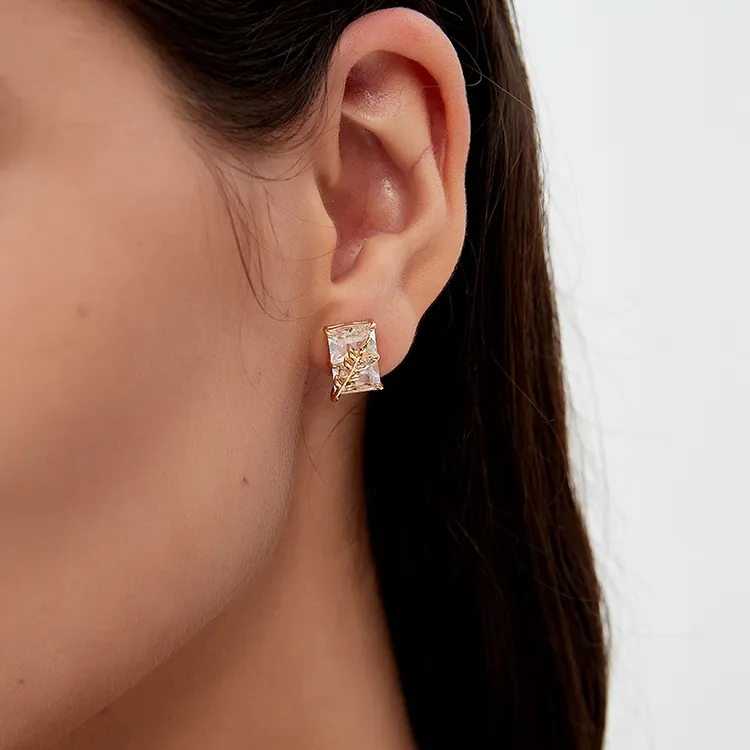 合金锆石耳饰 百搭VITARING麦穗锆石耳钉气质轻奢女小众原创设计