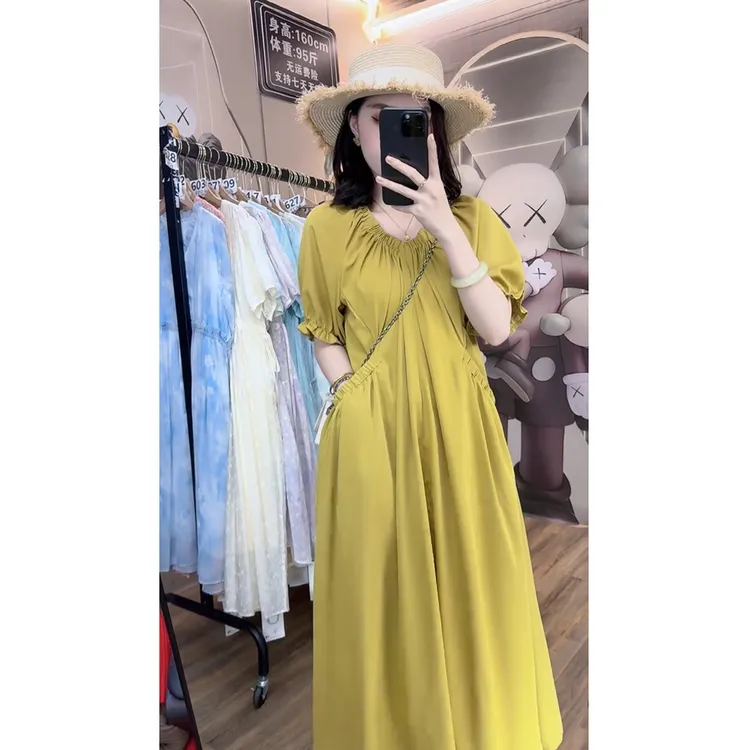9058#轻奢连衣裙2025新款显瘦气质时尚洋气中长款宽松裙子