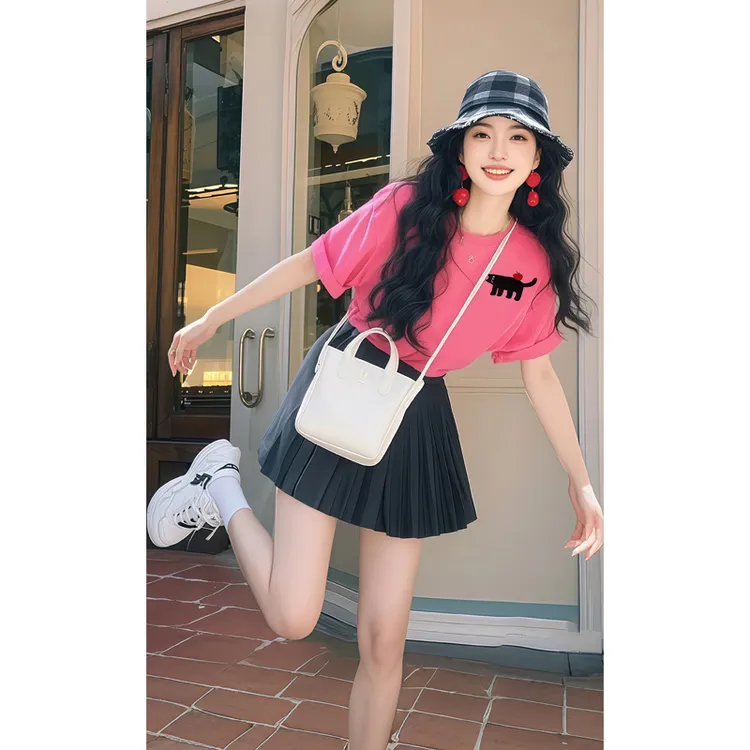 美式复古小猫粉色短袖t恤女2025宽松正肩显瘦袖小众上衣短裙套装