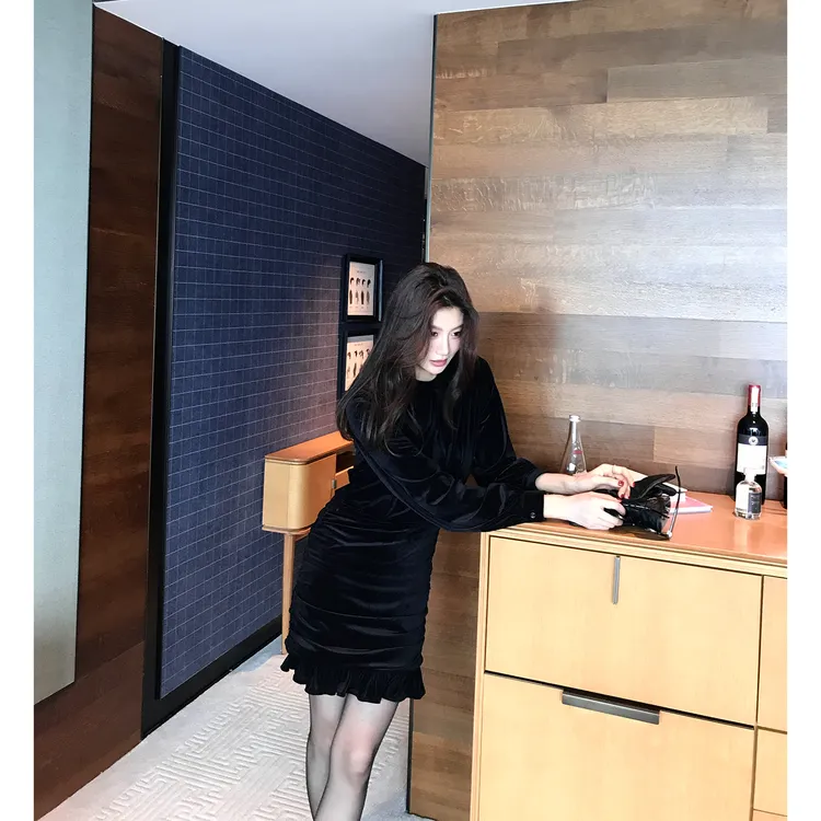 【ALONESAVOR】龍喜儿 夜宴 法式贵气修身显瘦丝绒连衣裙D939