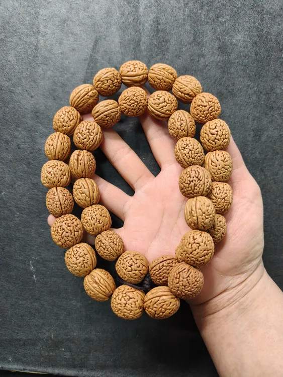 肉脐龙鳞压手感很沉钱袋子桃核脖挂一物一图边20肚18.5高21MZ075