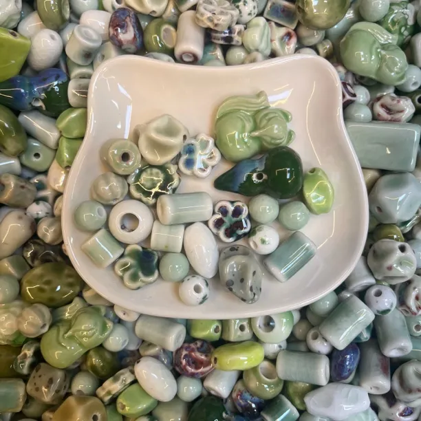 薄荷色系陶瓷珠异型混装手工diyDIY串珠手链项链配件材料饰品散珠