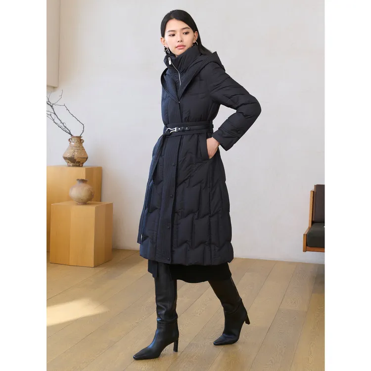 商场同款JZ玖姿通勤风连帽收腰鸭绒长款羽绒女冬季新款JWED03101