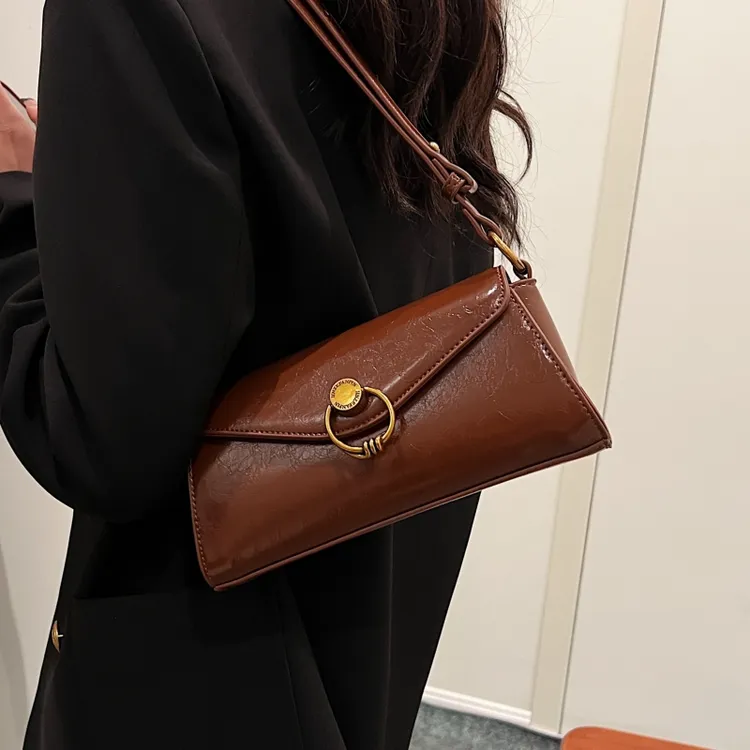 今年流行腋下包包女2025新款夏天质感单肩包美拉德通勤斜挎小方包