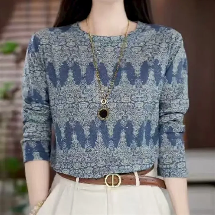 高档针织长袖印花女士洋气气质百搭T恤少女风圆领常规款休闲风