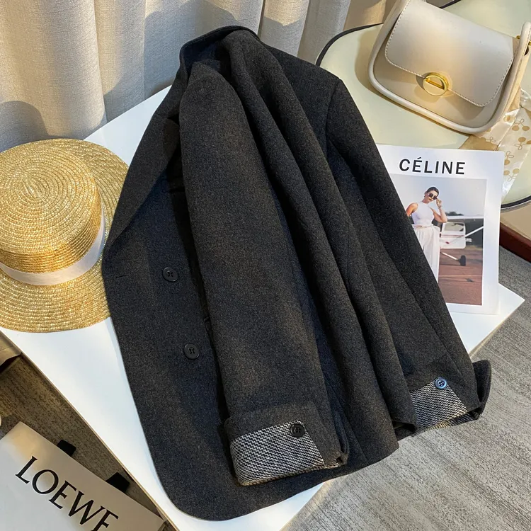 灰色洋气高级质感毛呢西装外套女轻奢秋冬新款休闲复古潮流小西服