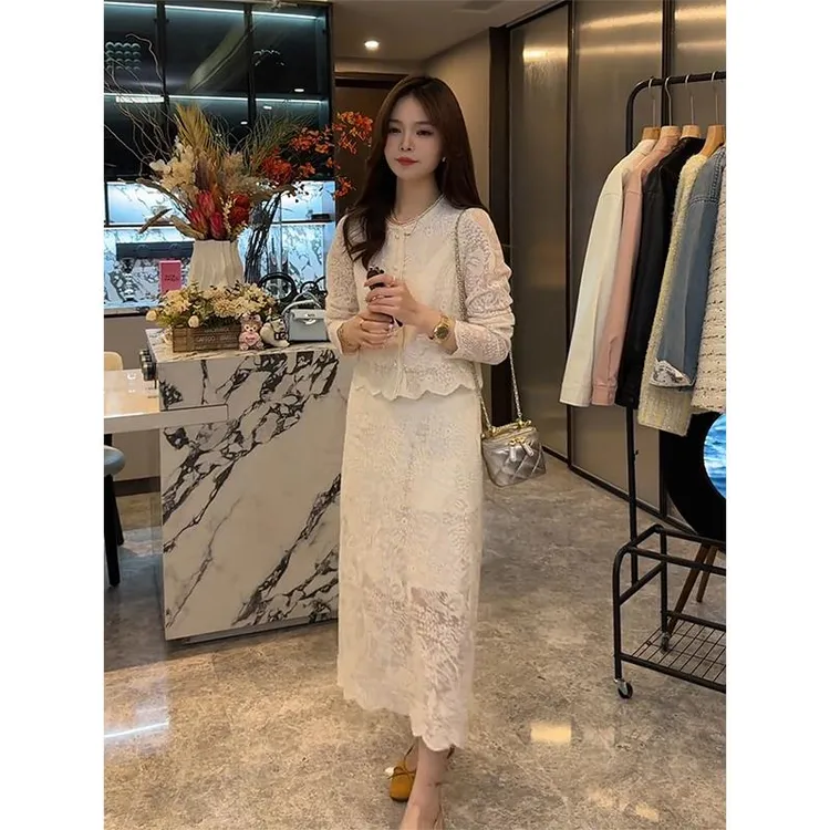 韩系气质名媛蕾丝上衣显瘦半身裙两件套女早春新款温柔轻熟风套装