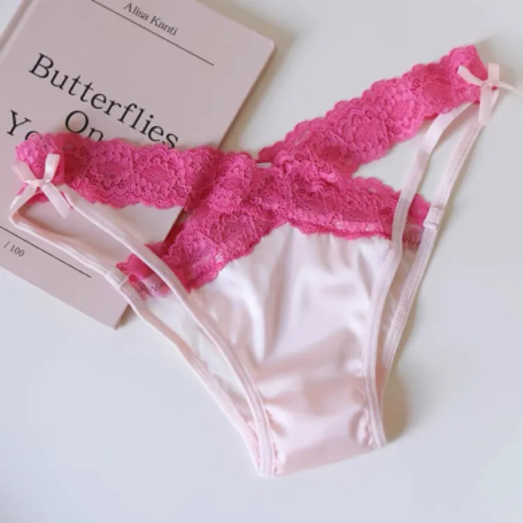 性感蕾丝女士内裤缎面女生三角裤高颜值纯欲风镂空2025新款内裤女
