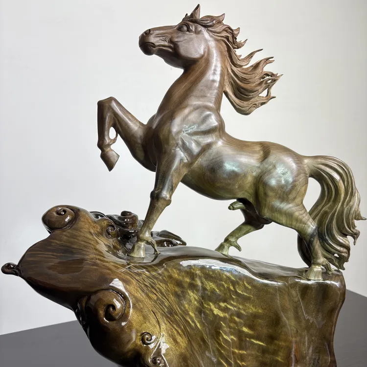 金丝楠马踏腾飞摆件孤品长43cm宽25cm高47cm