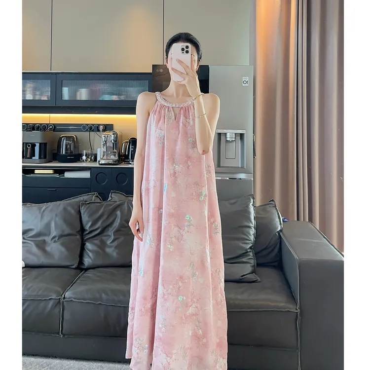 Zwinnie/詹维尼【粉色挂脖】连衣裙 GGY202520