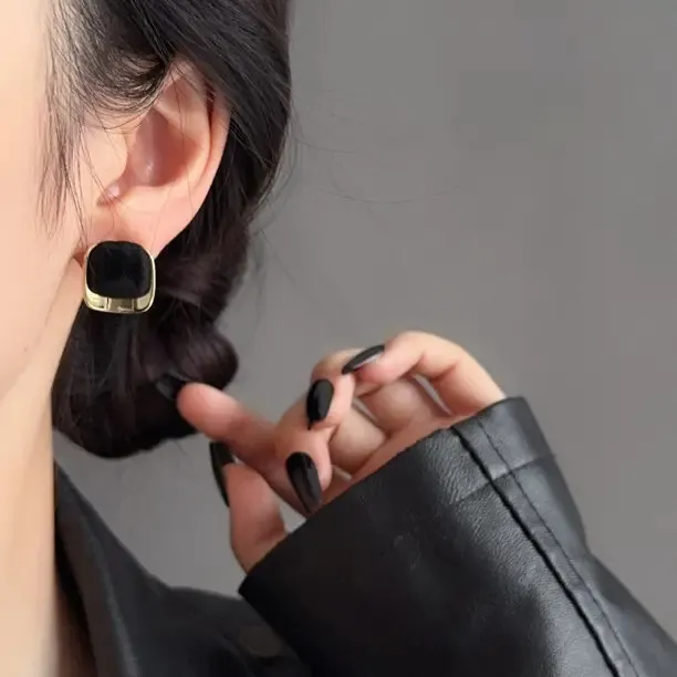 “双11好物”复古港风黑金撞色方形耳钉时尚轻奢耳