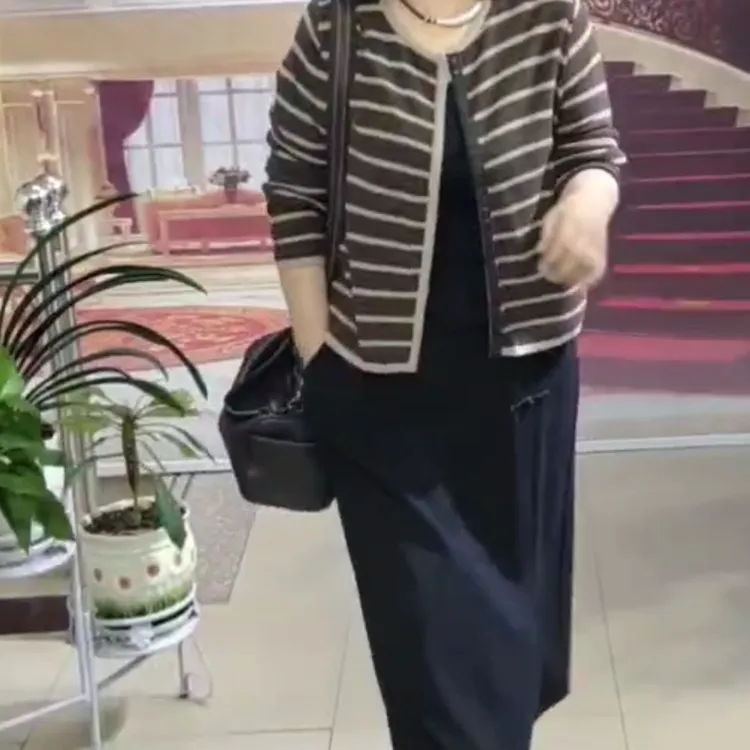大码女装，开衫——17059号