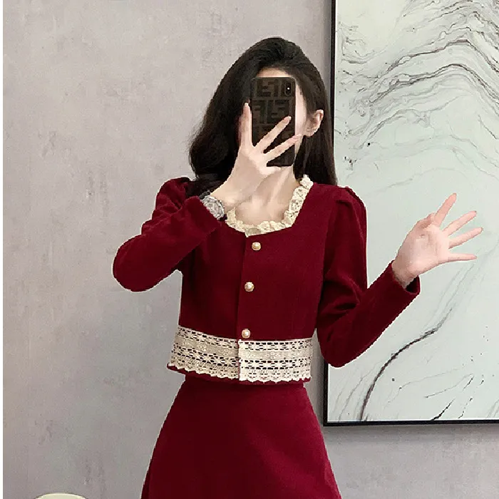 哥弟阿玛施正品2025年早春新款小香风两件套女装秋冬感灯芯绒收腰