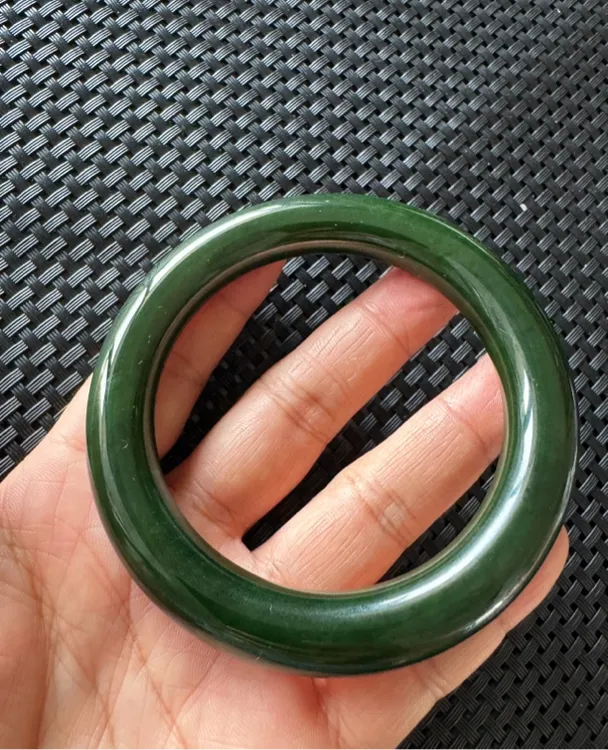 【波菜绿约60*12*12mm】俄七碧玉波菜绿满色约60*12*12mm胖圆条手镯