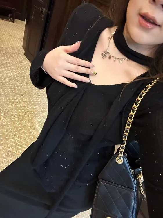 琪琪怪怪大码女装【名利场】撒银荷叶边飘带不规则上衣T17935QTQ 